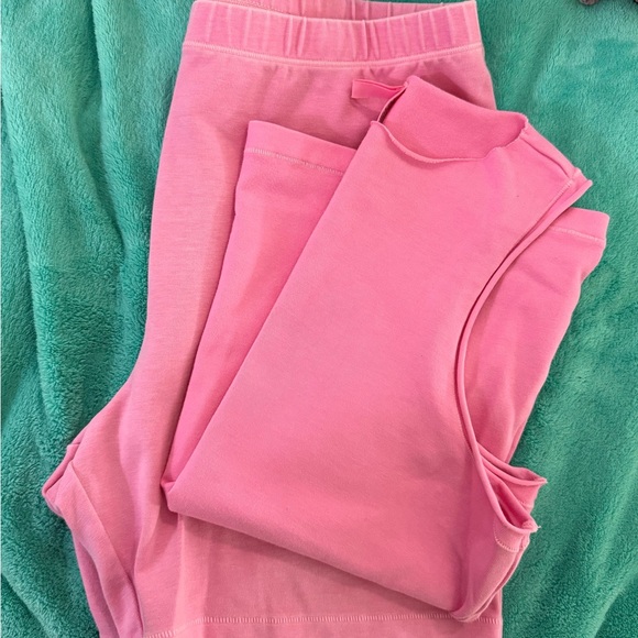 SKIMS Tops - SKIMS Set - Outdoor Pink Sleeveless Top and Bike Shorts. Preloved. Size Large.